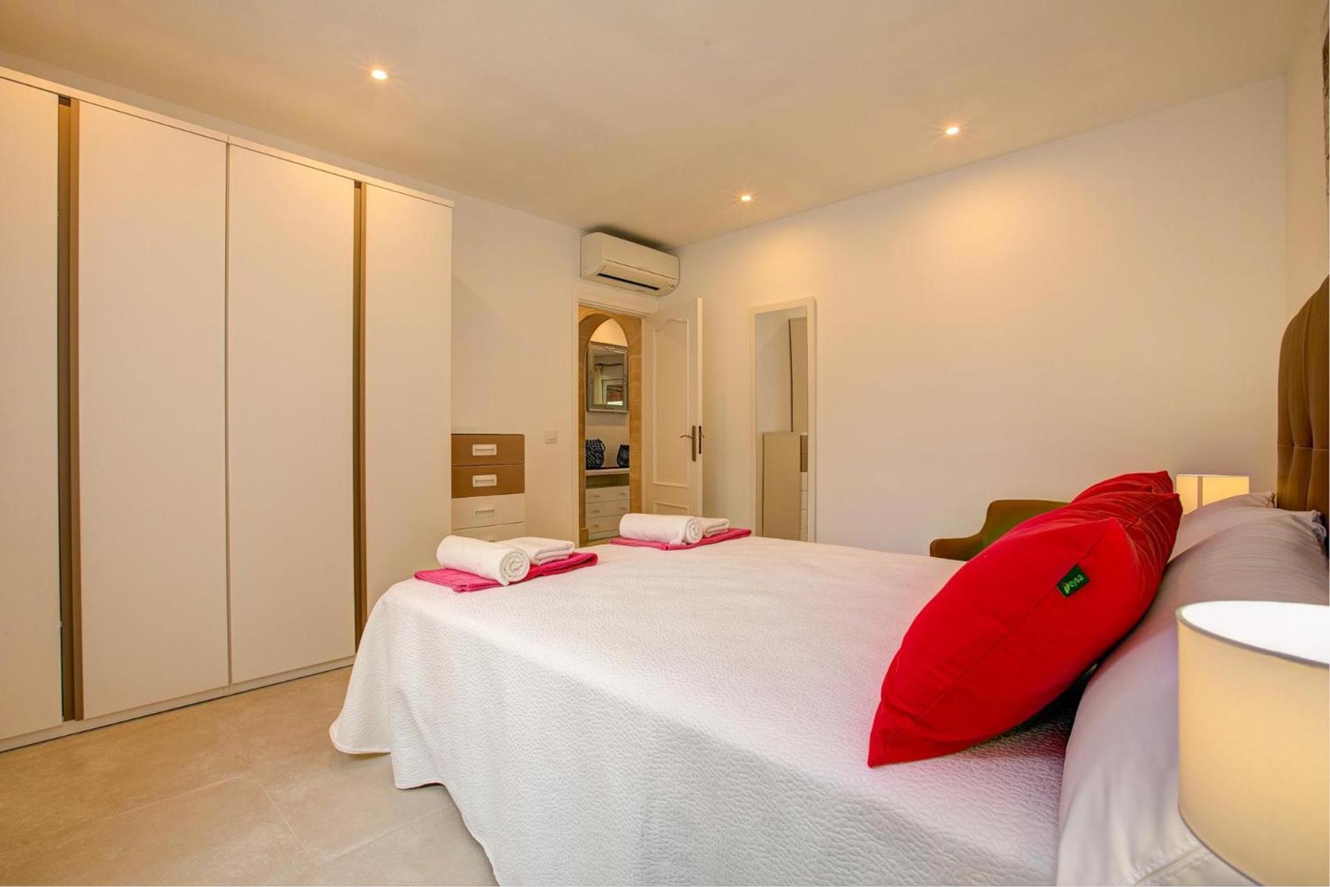 Villa Can Biel By Vintage Travel *